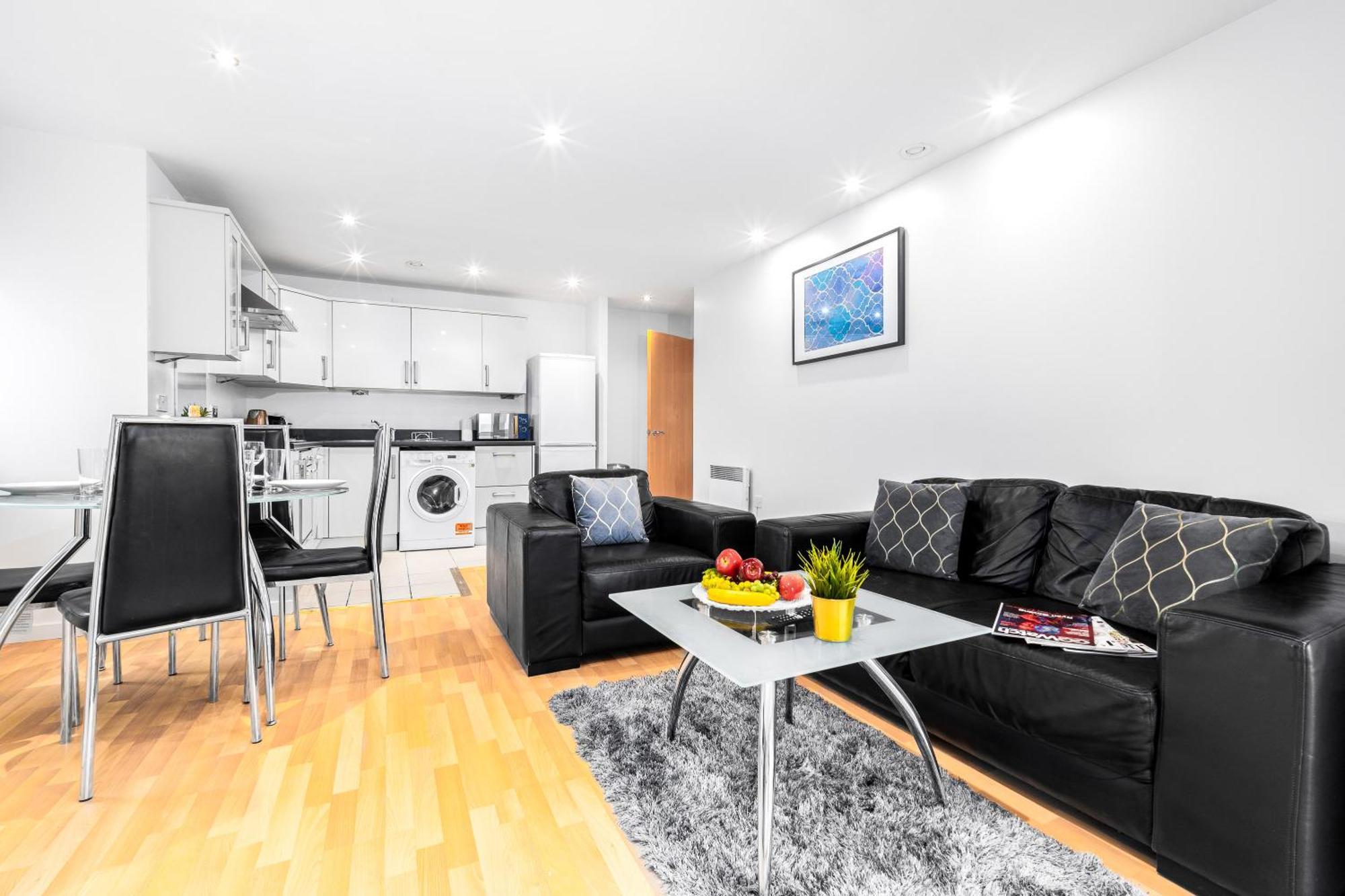 City Centre Apartment - 2 Bedroom - Secure Parking - Top Rated - 201M Birmingham Buitenkant foto